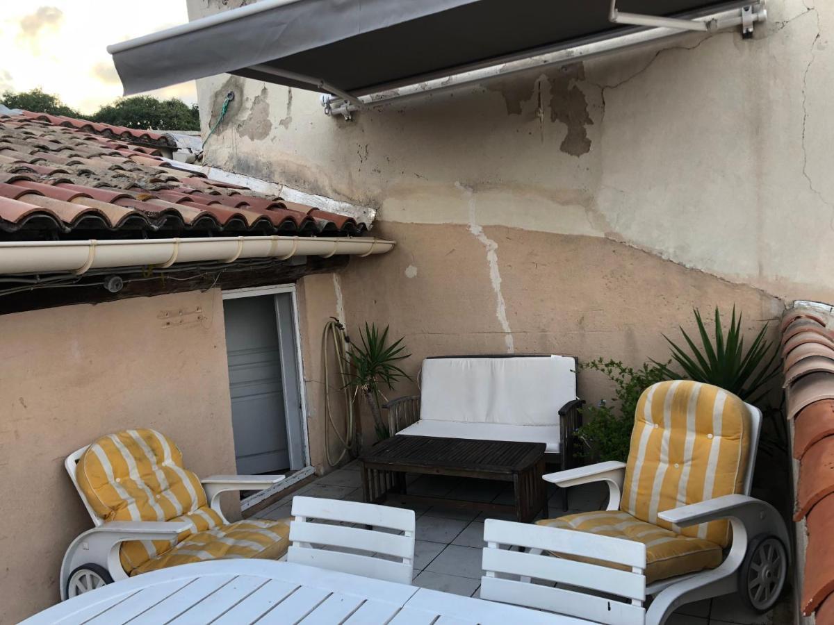 Terrasse Tropezienne Centre Nîmes Dış mekan fotoğraf
